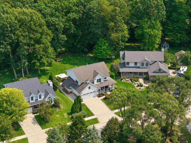 12294 Parkside Circle, Washington Twp, MI 48094