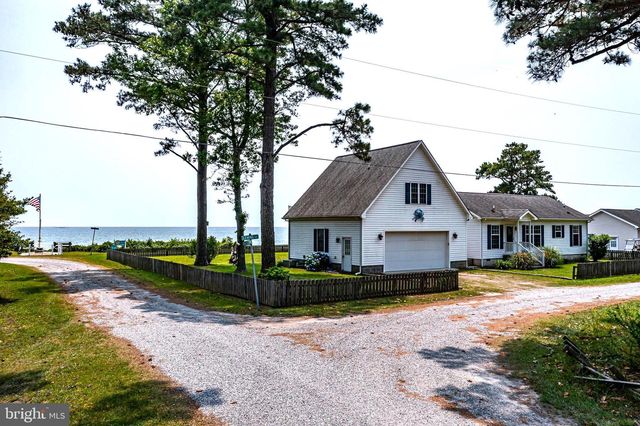13 LEMING AVENUE, Reedville, VA 22539