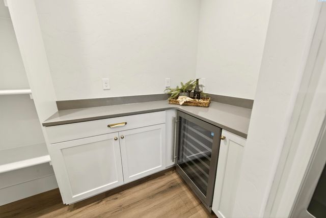 7204 Ambrosia Street, Kennewick, WA 99338