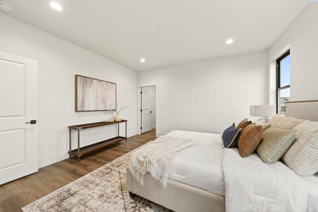 7204 Ambrosia Street, Kennewick, WA 99338