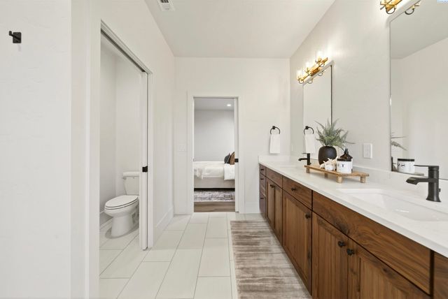 7204 Ambrosia Street, Kennewick, WA 99338