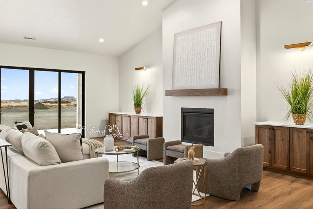 7204 Ambrosia Street, Kennewick, WA 99338