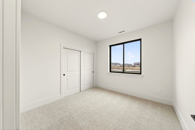 7204 Ambrosia Street, Kennewick, WA 99338