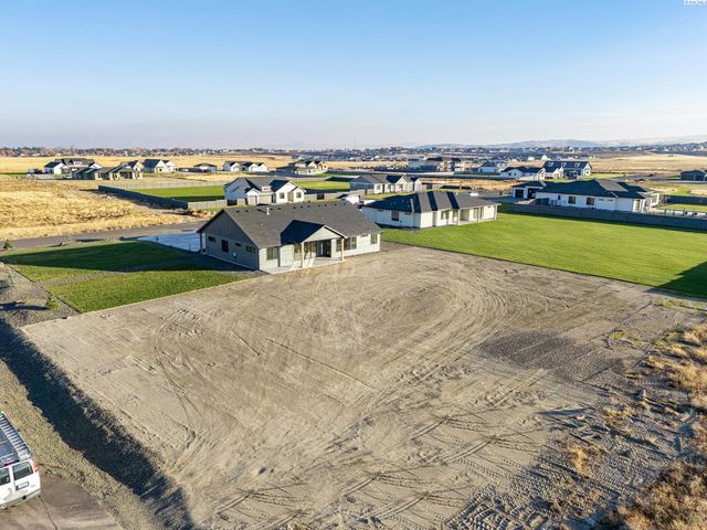 7204 Ambrosia Street, Kennewick, WA 99338