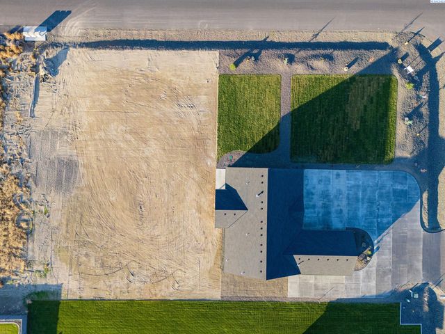 7204 Ambrosia Street, Kennewick, WA 99338