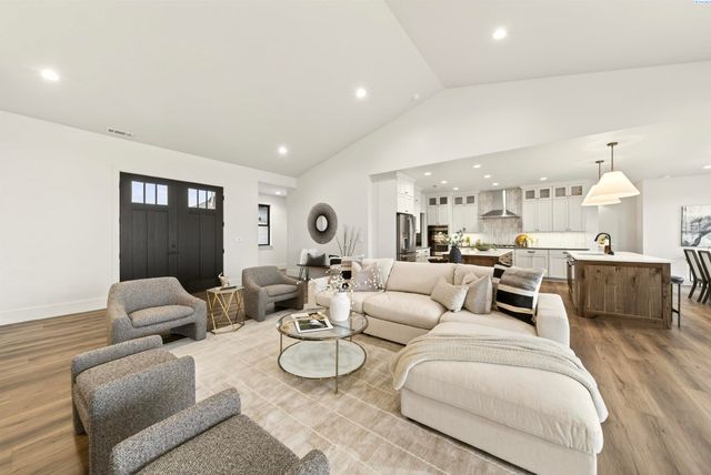 7204 Ambrosia Street, Kennewick, WA 99338