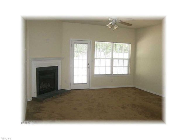 451 Revolution LN, Newport News, VA 23608