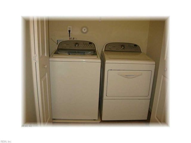 451 Revolution LN, Newport News, VA 23608