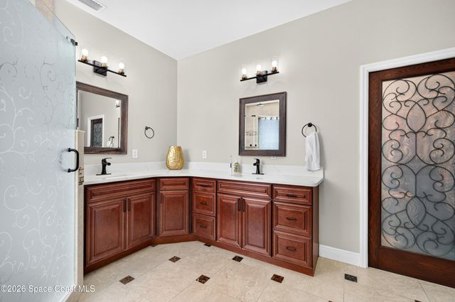 8043 Old Tramway Drive, Melbourne, FL 32940