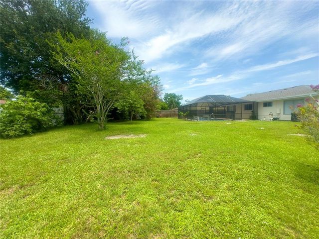 1060 MARIPOSA DRIVE NE, Palm Bay, FL 32905