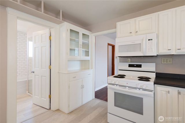 1311 Park Avenue, Bremerton, WA 98337
