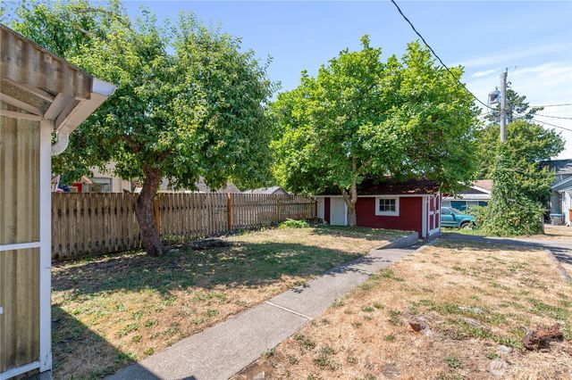 1311 Park Avenue, Bremerton, WA 98337