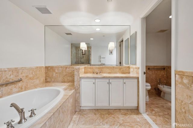 765 Market Street 27D, San Francisco, CA 94103