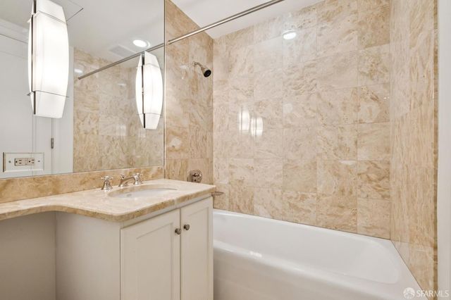 765 Market Street 27D, San Francisco, CA 94103