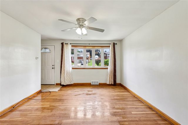 745 Cottonwood Drive, Monroeville, PA 15146