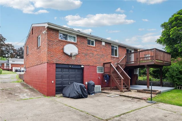 745 Cottonwood Drive, Monroeville, PA 15146