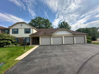 1021 Boxwood Court C1, Wheeling, IL 60090