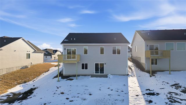 1464 S 91st Street, West Des Moines, IA 50266