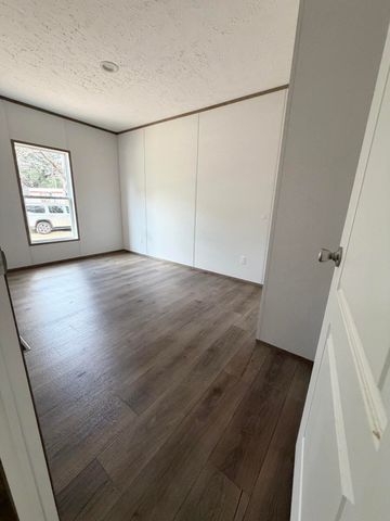 214 Hickory Street, Walterboro, SC 29488