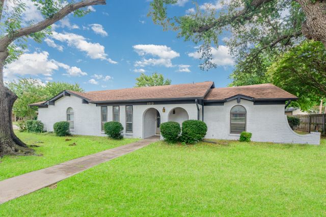 5712 Carolyn Drive, North Richland Hills, TX 76180