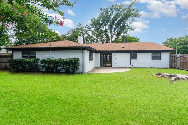 5712 Carolyn Drive, North Richland Hills, TX 76180