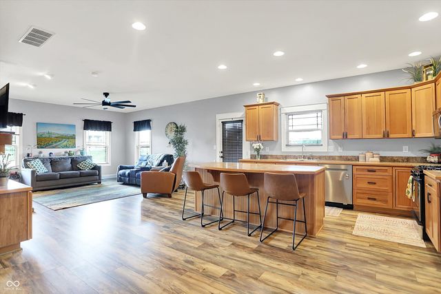 241 N Liberty Boulevard, Mooresville, IN 46158