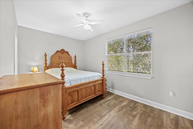 15284 331 Business Highway 12E, Freeport, FL 32439