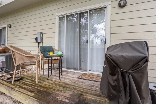 15284 331 Business Highway 12E, Freeport, FL 32439