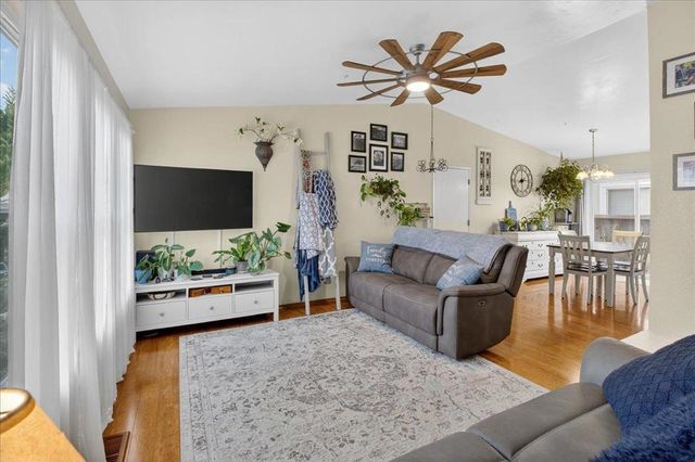 11 Manzano Circle, Salinas, CA 93905