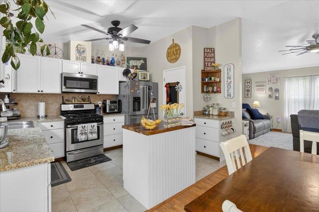 11 Manzano Circle, Salinas, CA 93905