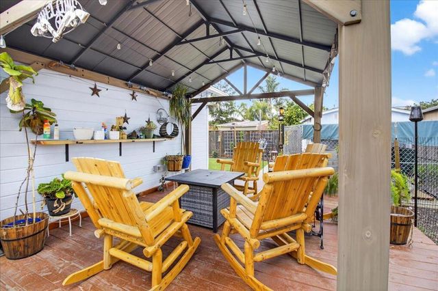 11 Manzano Circle, Salinas, CA 93905