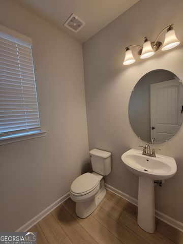 3203 Bateman Drive SW, Atlanta, GA 30354