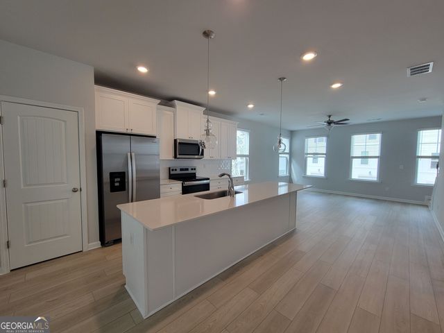 3203 Bateman Drive SW, Atlanta, GA 30354