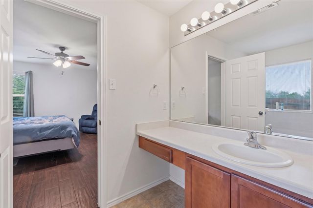 18512 Great Falls DR, Manor, TX 78653
