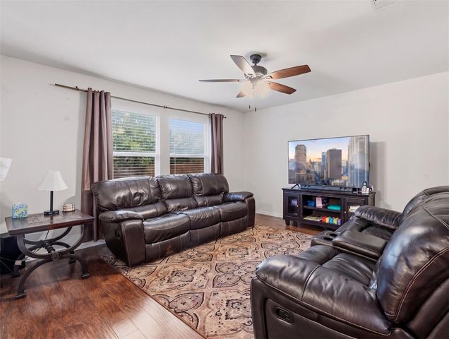 18512 Great Falls DR, Manor, TX 78653