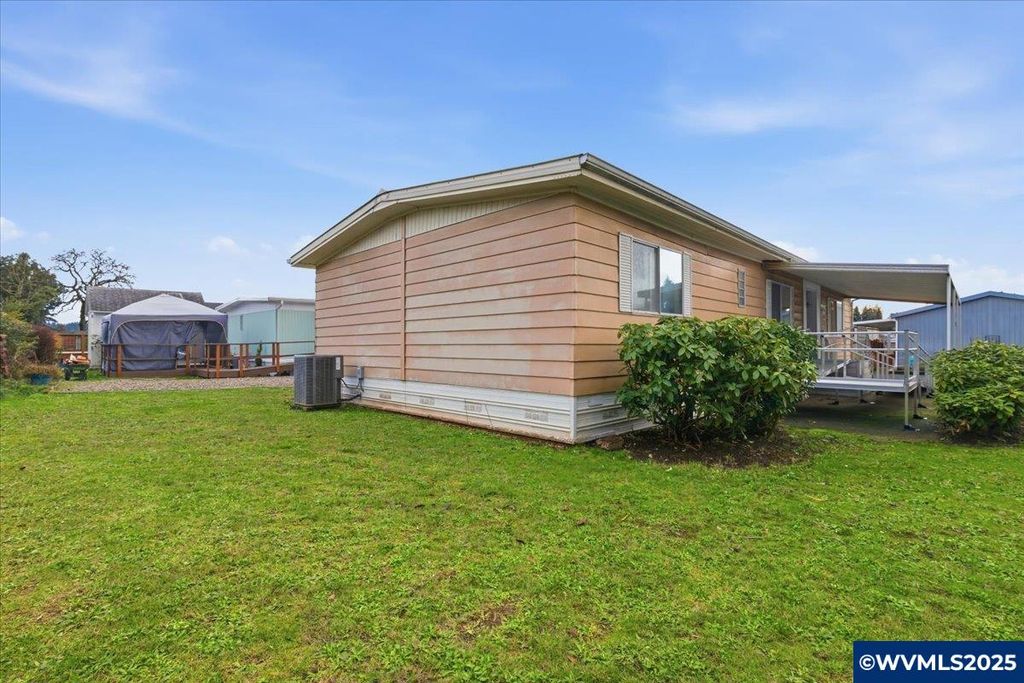 Image 33 of property listing at 4940 Sunnyside RD SE H5, Salem, OR 97302