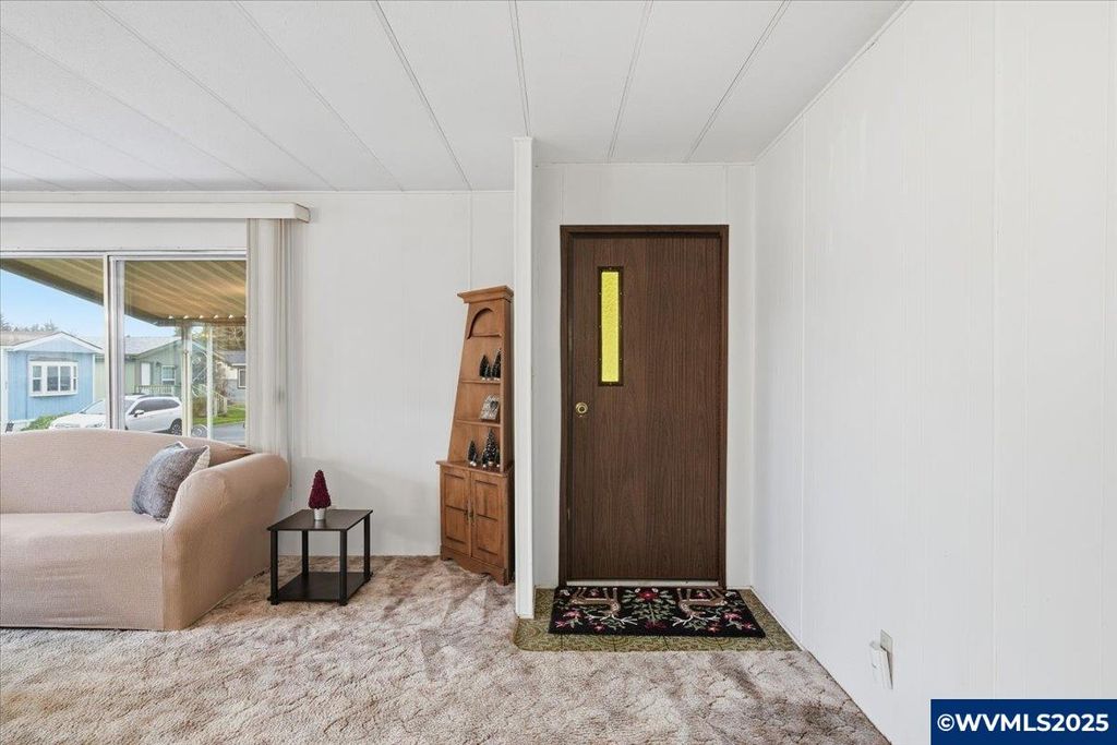 Image 5 of property listing at 4940 Sunnyside RD SE H5, Salem, OR 97302