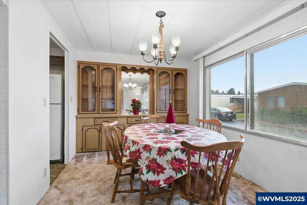 Image 8 of property listing at 4940 Sunnyside RD SE H5, Salem, OR 97302