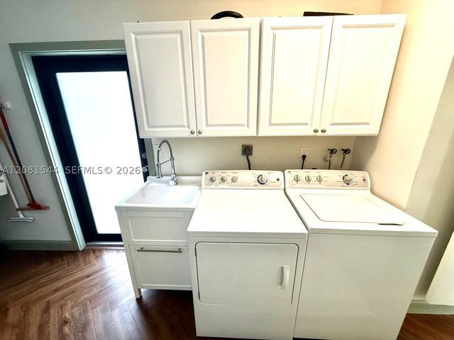 9334 SW 171st Ter 0, Palmetto Bay, FL 33157