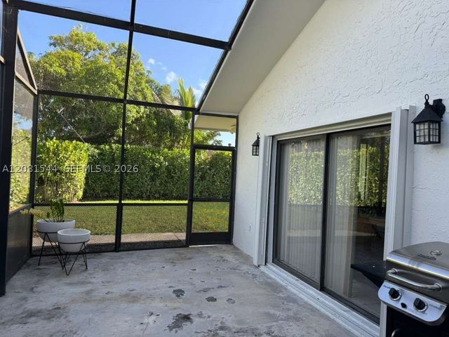 9334 SW 171st Ter 0, Palmetto Bay, FL 33157