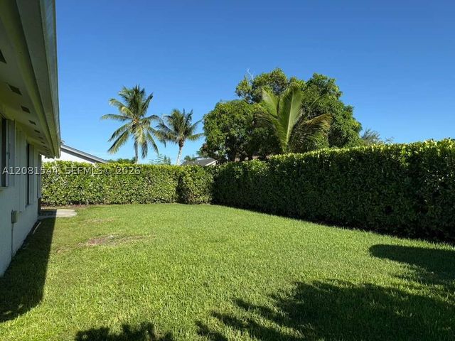 9334 SW 171st Ter 0, Palmetto Bay, FL 33157