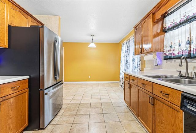 1125 John J Eagan Drive, Birmingham, AL 35204