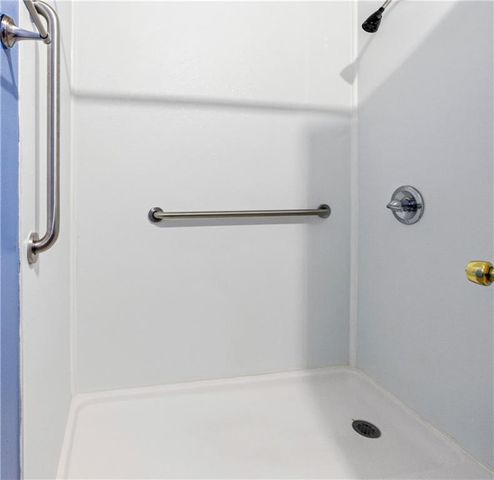 1125 John J Eagan Drive, Birmingham, AL 35204