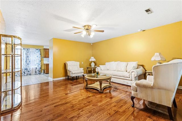 1125 John J Eagan Drive, Birmingham, AL 35204