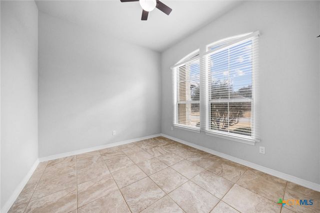 850 Ridgeoak Drive, Belton, TX 76513