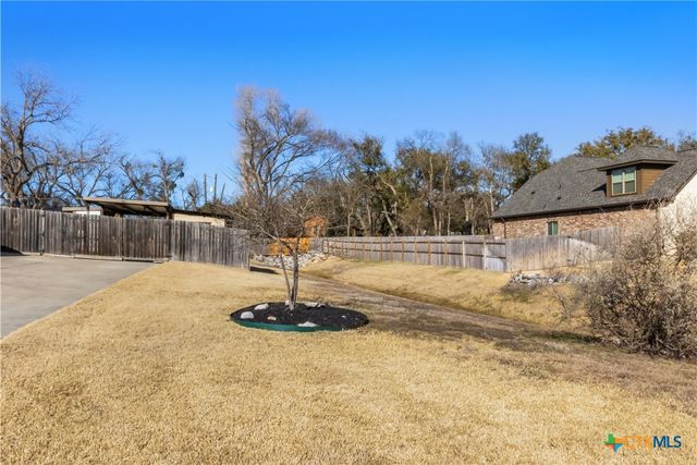 850 Ridgeoak Drive, Belton, TX 76513