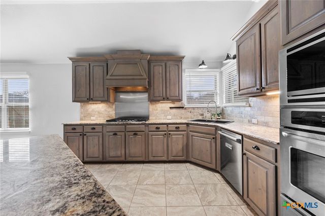 850 Ridgeoak Drive, Belton, TX 76513