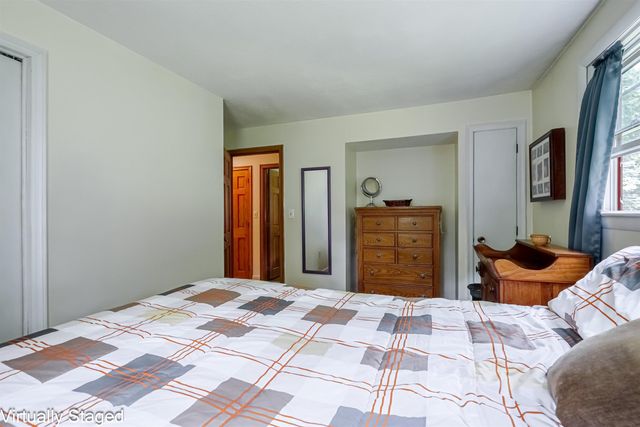 30 Horse Corner Road, Chichester, NH 03258