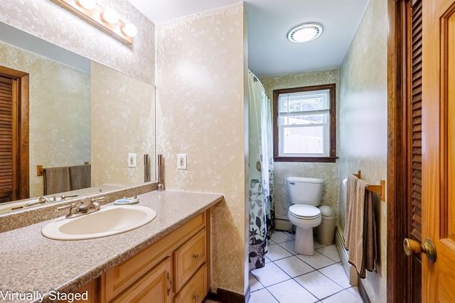 30 Horse Corner Road, Chichester, NH 03258