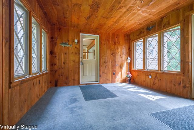 30 Horse Corner Road, Chichester, NH 03258